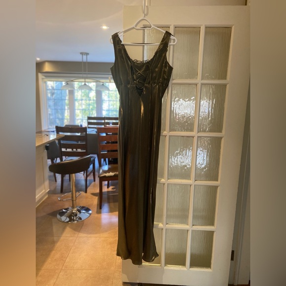 NEW Floor Length Dress Bronze Satin Gold Lace Size 11/12 - Picture 5 of 11